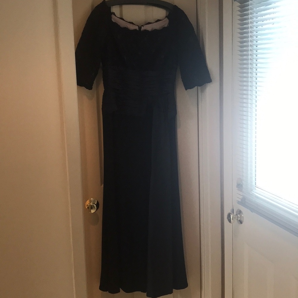 Kevan Hall Black gown